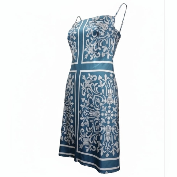NEW Forever 21 Blue & White Baroque Scarf Print Satin Slip Dress - Size S (NWT). - Picture 9 of 9
